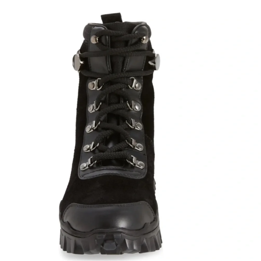 Moncler hiking boots new in box size 38.5. - Picture 12 of 12